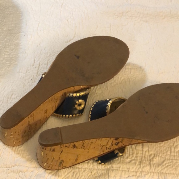 Jack Rogers wedges 10M navy with gold trim, excellent condition - Picture 6 of 8